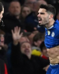 官方：佩德罗-内托因红牌后未及时离场+辱骂裁判被英足总指控